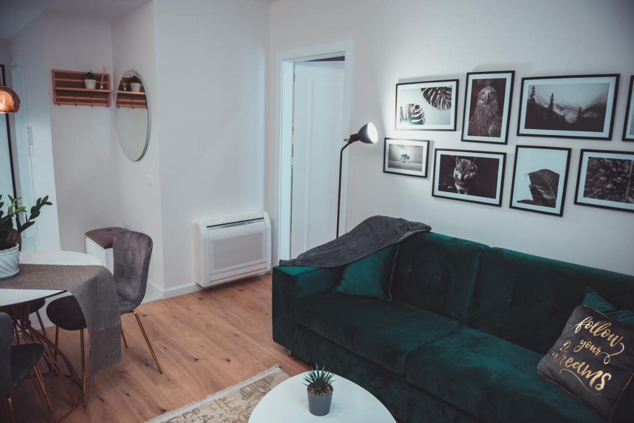 Tam Serviced Apartment City Center No2 Тирана Екстер'єр фото