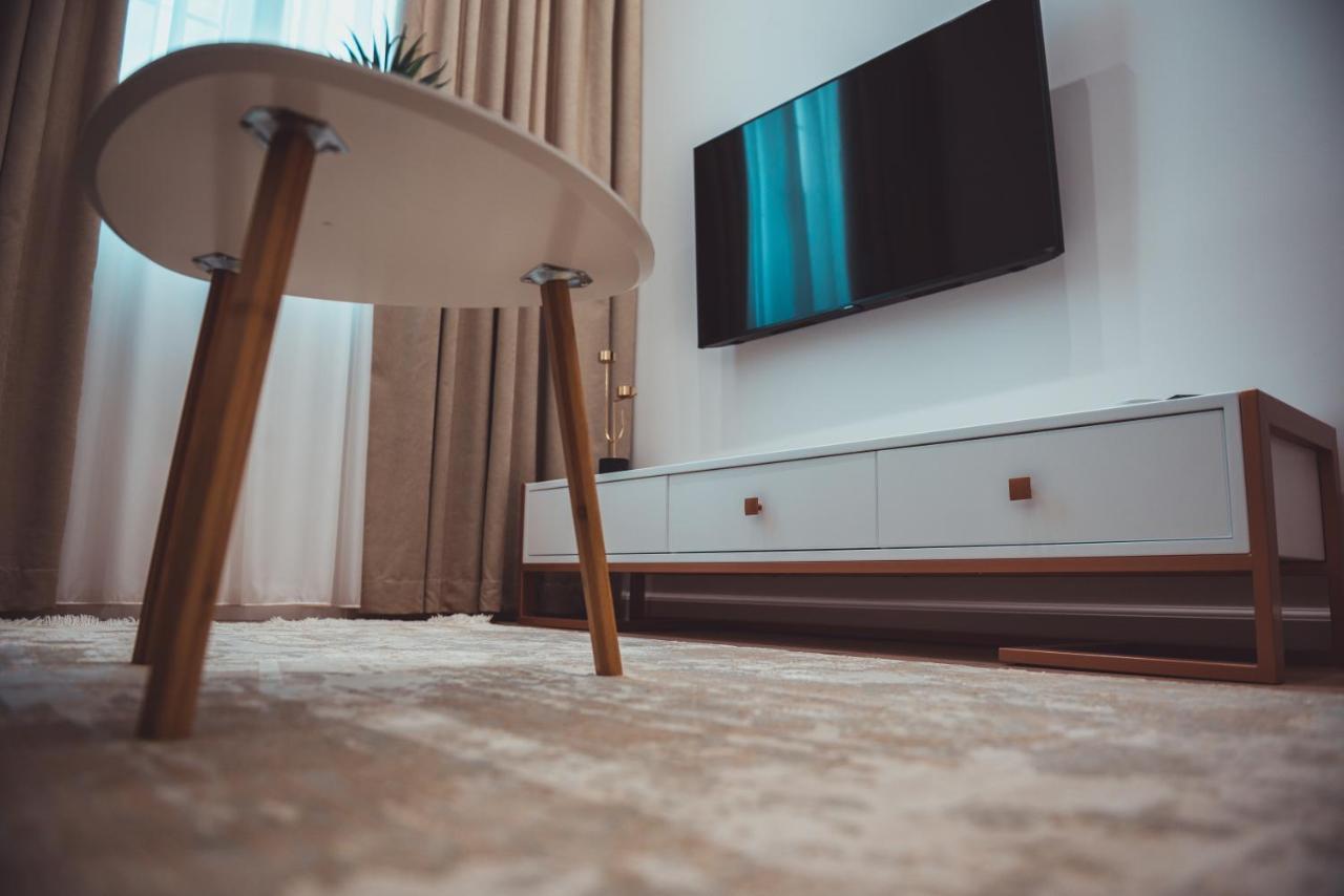 Tam Serviced Apartment City Center No2 Тирана Екстер'єр фото