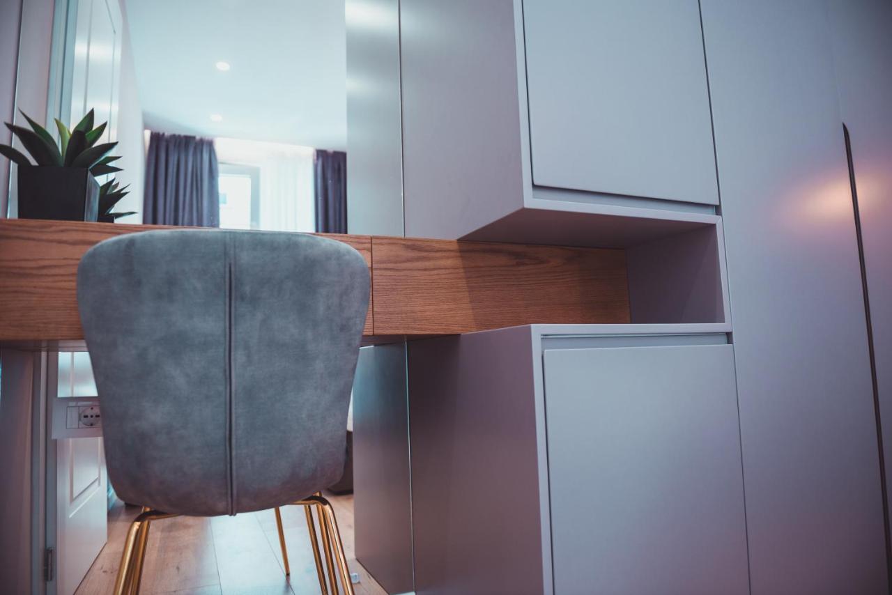 Tam Serviced Apartment City Center No2 Тирана Екстер'єр фото