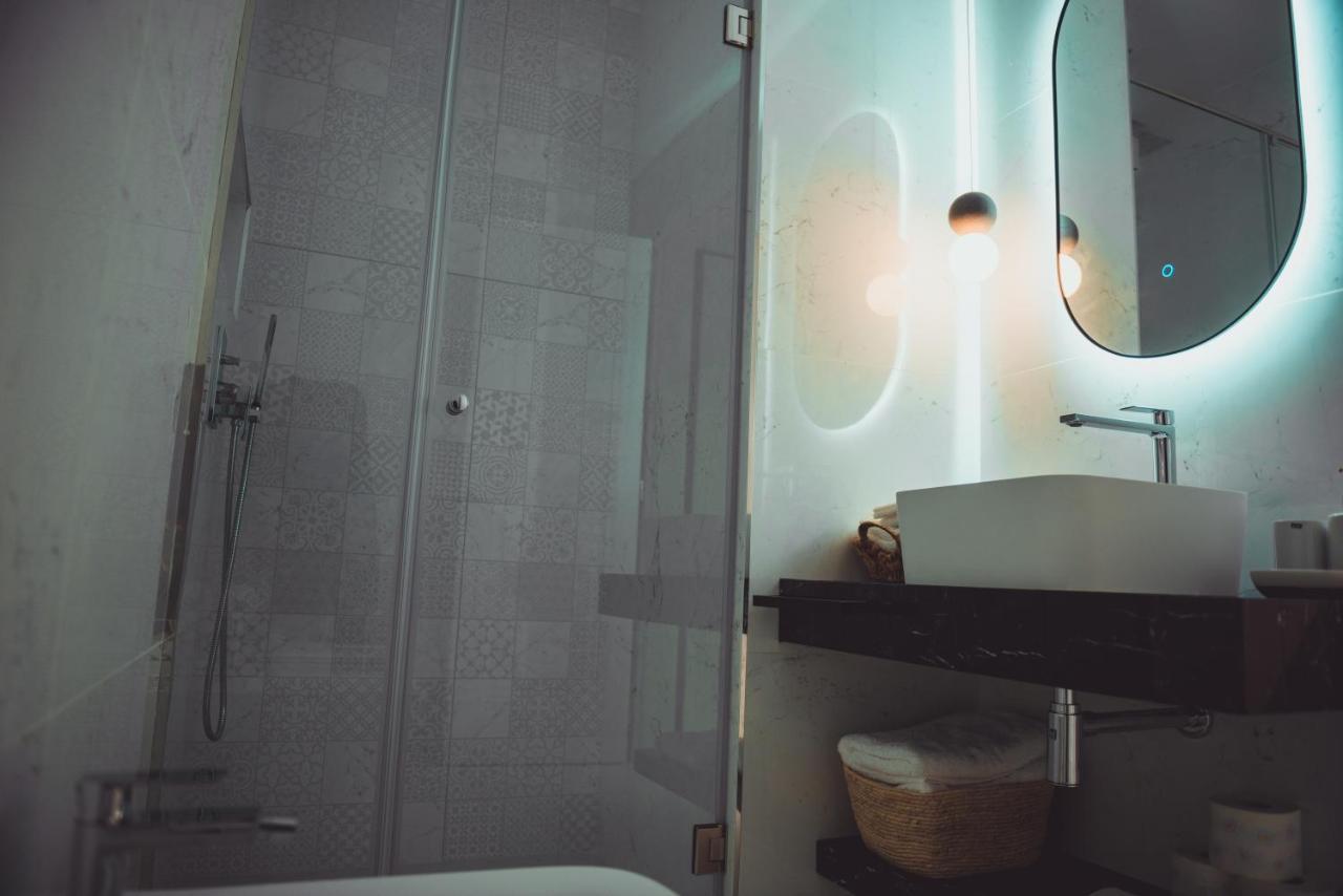 Tam Serviced Apartment City Center No2 Тирана Екстер'єр фото