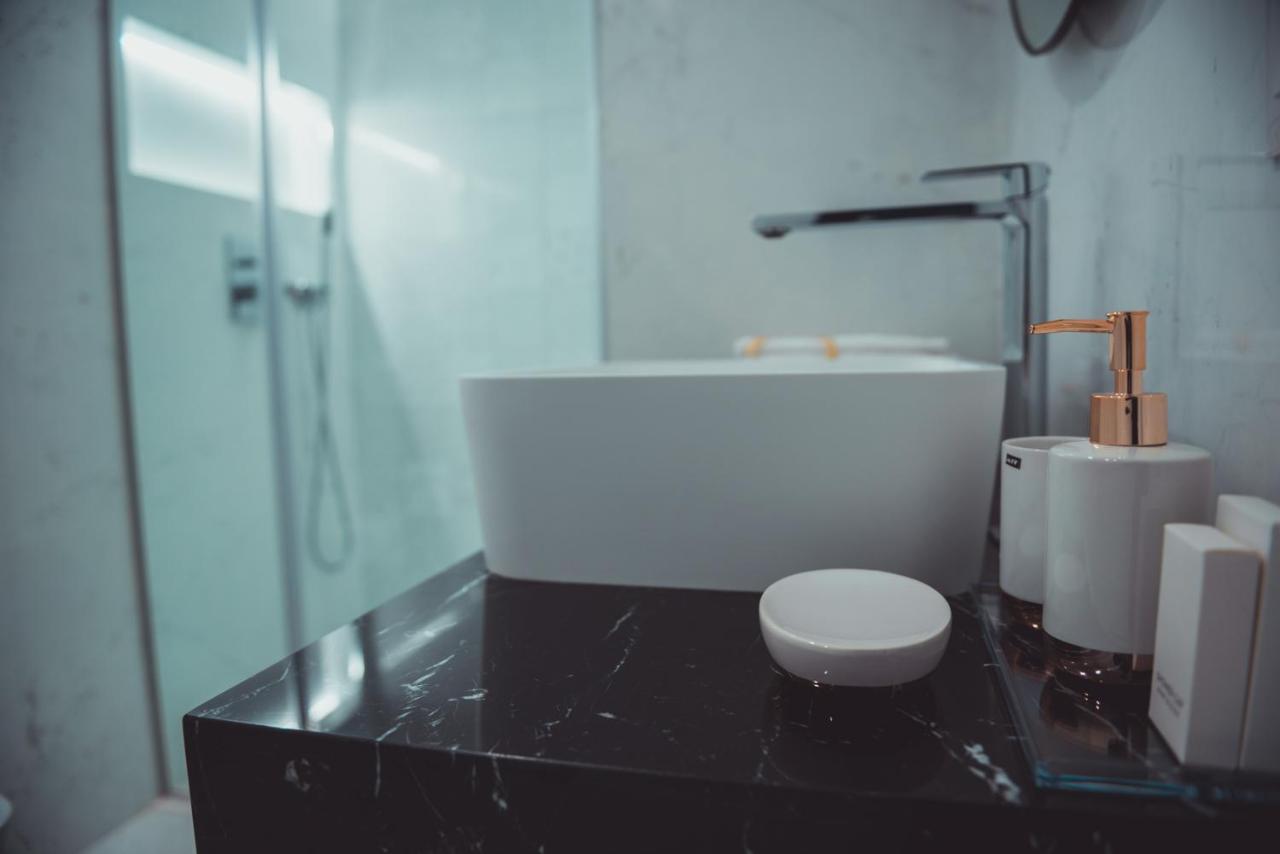 Tam Serviced Apartment City Center No2 Тирана Екстер'єр фото
